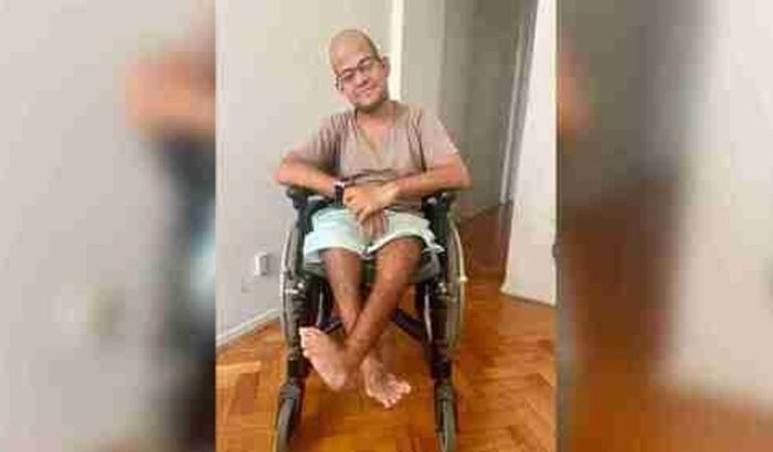 Reforma Da Cadeira De Rodas