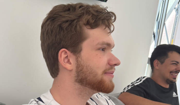 RASPAR A BARBA DO VICENTE