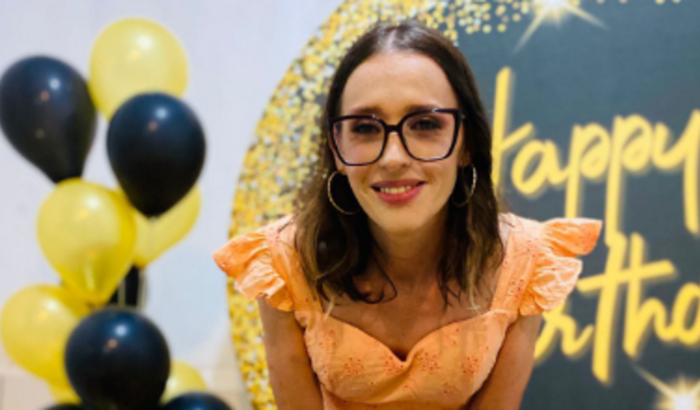 AJUDA DO TRATAMENTO DE PAULA FRANÇA