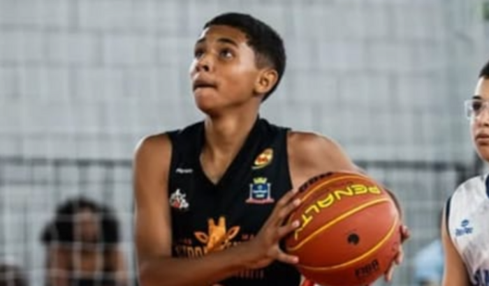 Envie o Henrique para Copa Sul América de Basquete