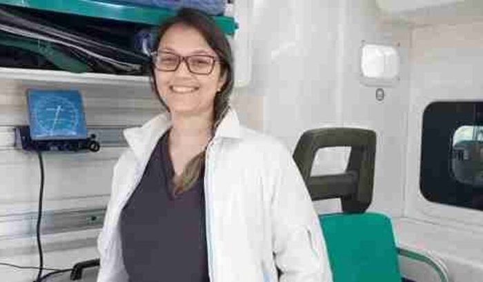 Ajude a Nathalia Raquel com a faculdade