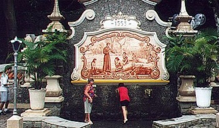 AJUDA AOS COMERCIANTES DA BIQUINHA SÃO VICENTE.ARTES/GASTRONOMIA