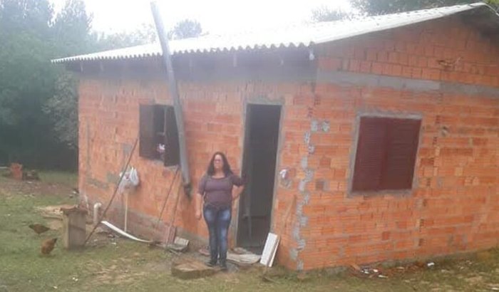 Ajuda para construir uma casa