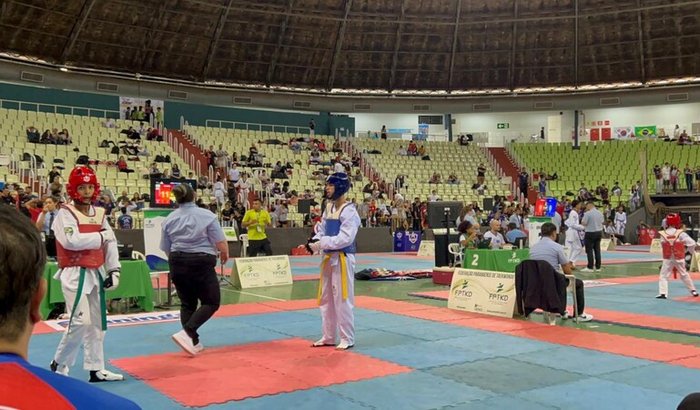 Ajude um Atleta de Taekwondo