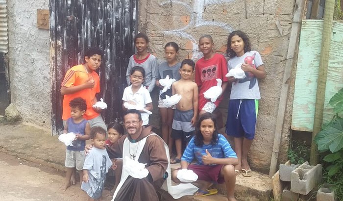 Vinda do Padre Andre ventura de Angola para o Mosteiro Eremus Dell Cárcere