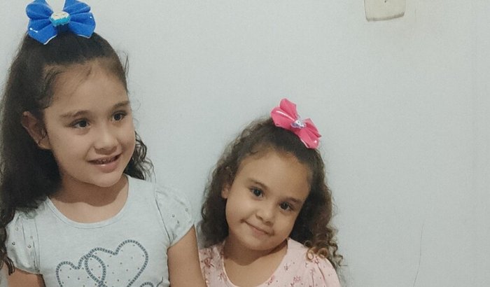 Mãe de duas crianças autistas e pai desaparecido a dias,moro em 1 cômodo de favor 