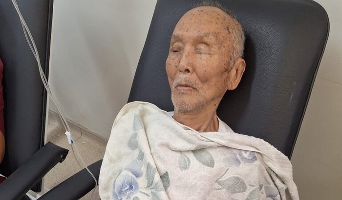 Senhor 85 ano precisando de ajuda