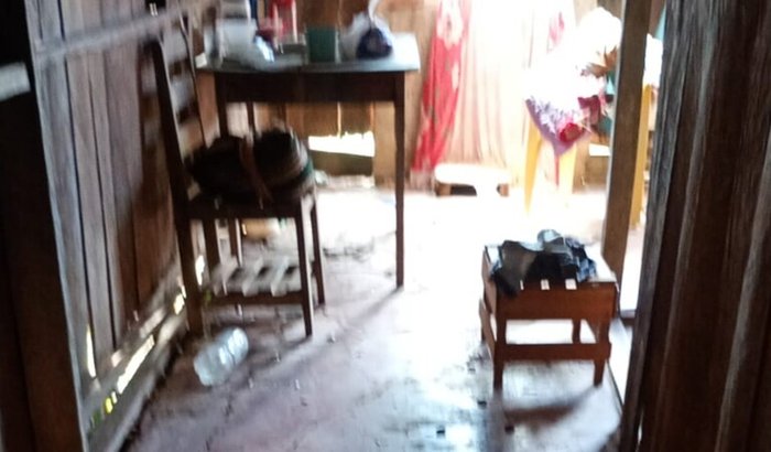 Ajudar a construir uma casa nova.