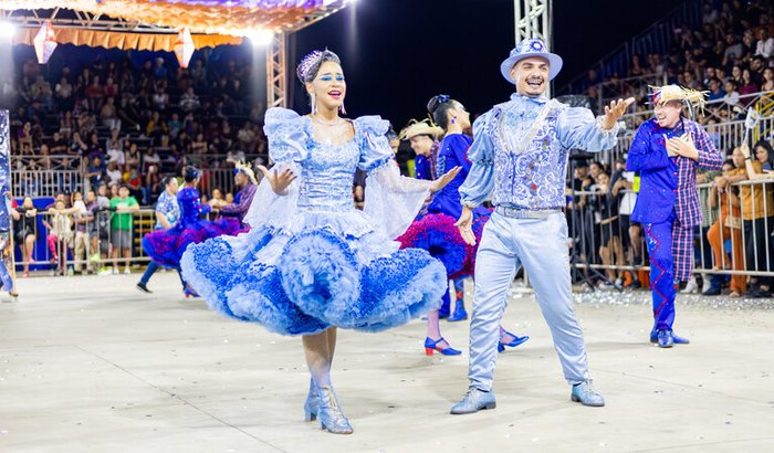 Cultura Junina: Contribua com Nosso Figurino 