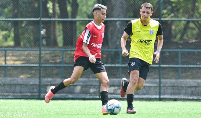 🥅 Ajude o Jovem Bryan a Realizar seu Sonho no Futebol! ⚽💙