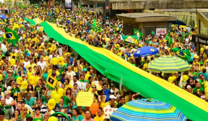 VAKINHA FORA LULA 12/04 