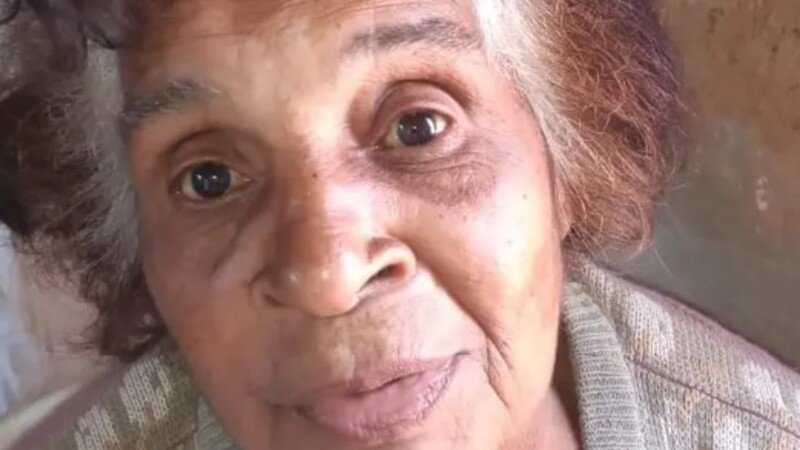 Ajude dona franscisca