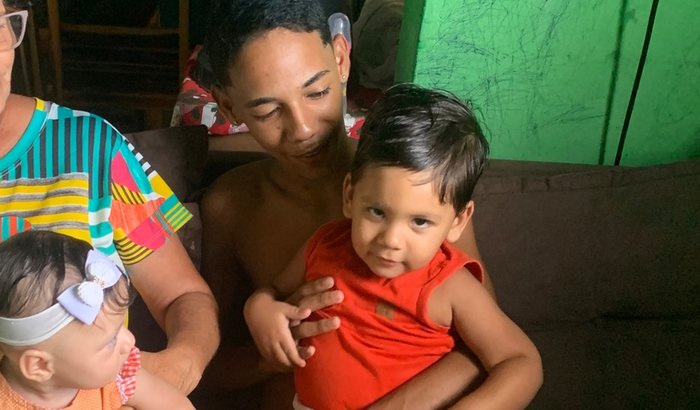 Ajude a reconstruir a casa das minhas crianças 