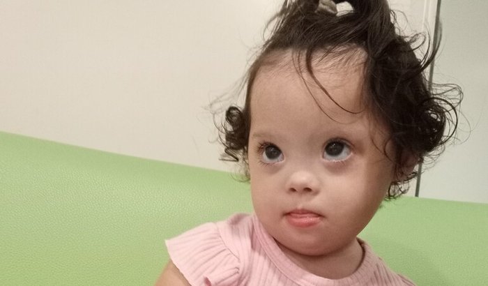 Todos pela visão de Maria Isabel 
