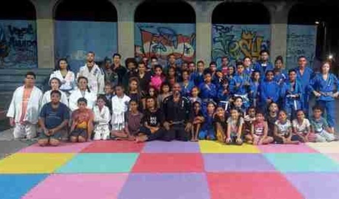 Tatames para o projeto social 