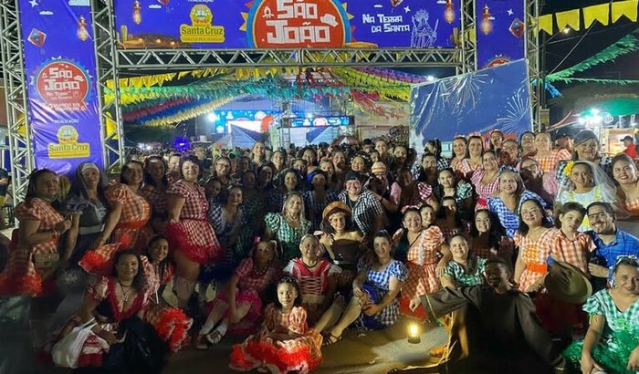 em prol do arraiá das Marias