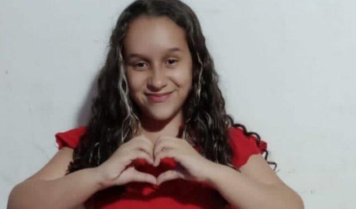 AJUDE A NATY - portadora de nanismo  A REALIZAR O SONHO DA FESTA DOS 15 ANOS