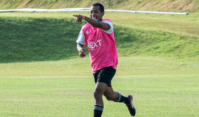 Ajude Um Atleta Embarcar Para Europa