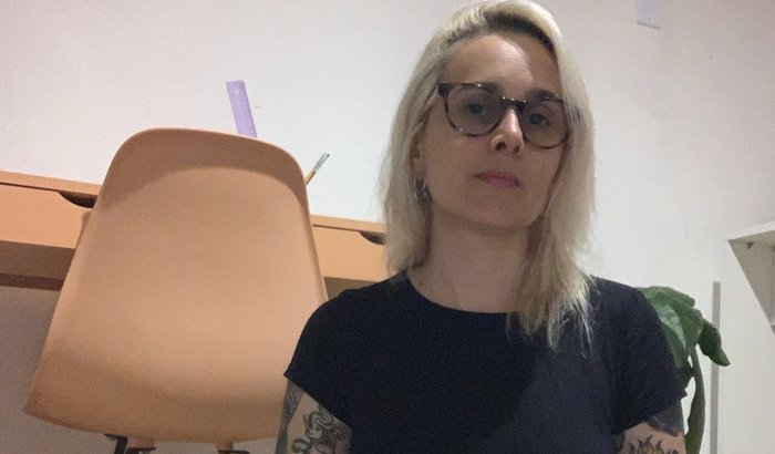 Notebook Furtado: Ajude-me a Concluir Minha Faculdade!