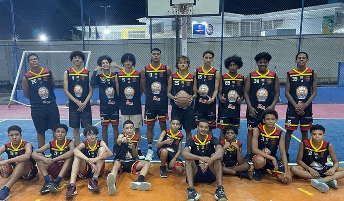 Aros de Basquete para um projeto social