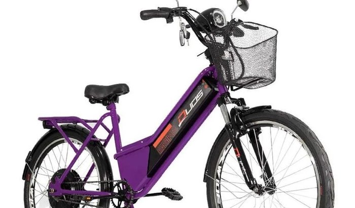 Conserto da bike recuperada da Maria Eduarda