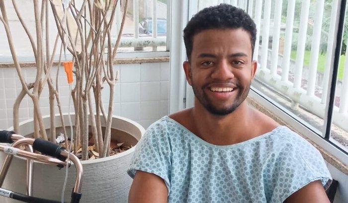 Ajude o Vitor a Conquistar Sua Prótese!