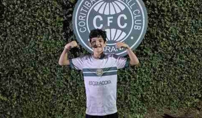 Ajude Elvis a jogar na Espanha 