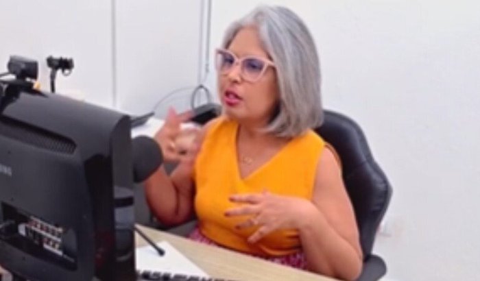 Cirurgia e tratamento da Profª. Cyntia