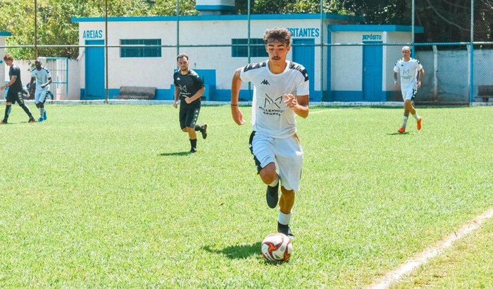 Me ajude com meu sonho de ser jogador de futebol