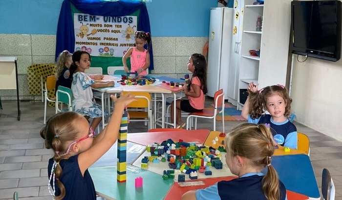 Reformas e projetos da escola