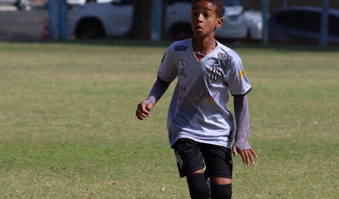 Uma ajudar vou jogar campeonato em outra cidade