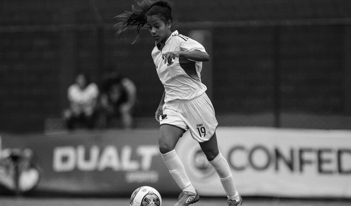 AJUDA PARA REALIZAR O SONHO DA THATA