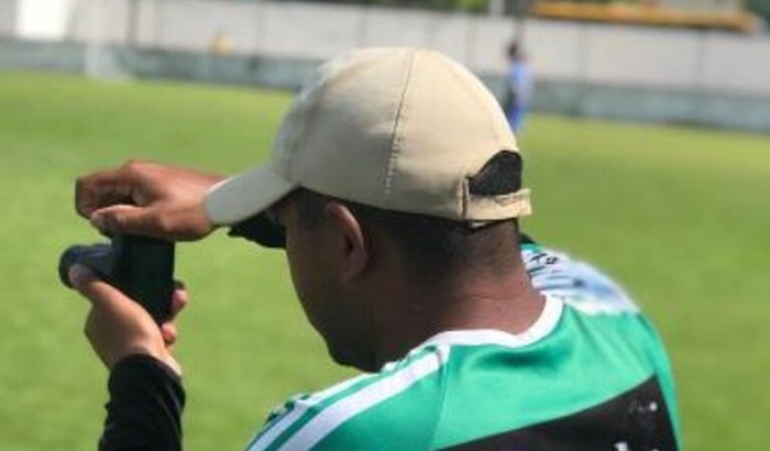 Para ajuda compra uma nova câmera fotográfica 