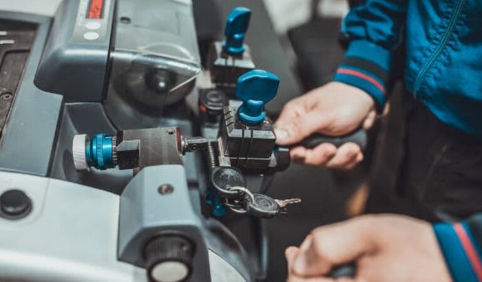 Investir em um Pequeno negócio ( Maquina copiadora de chaves)