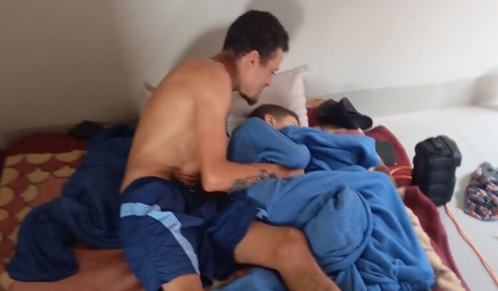 Me ajude a comprar uma casa mais meu filho 