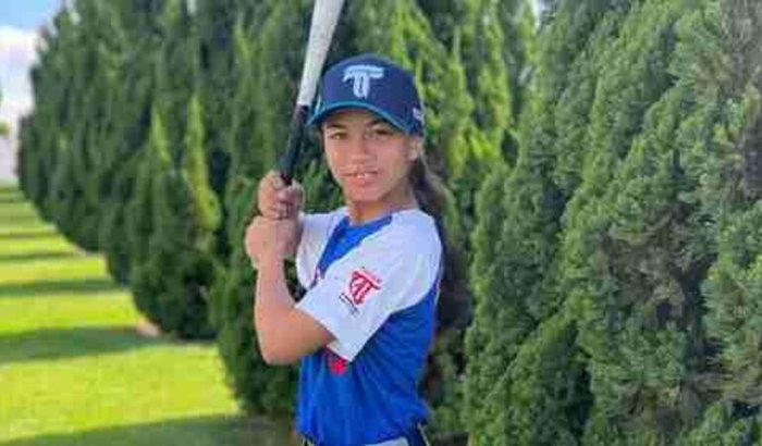 Valentina na seleção feminina Brasileira Beisebol 