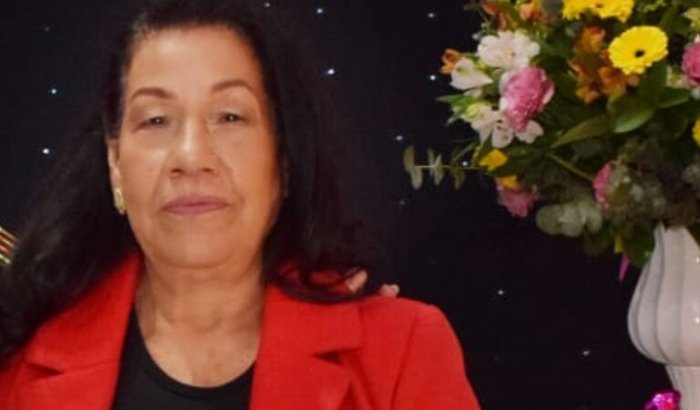 Ajude para uma cirurgia.