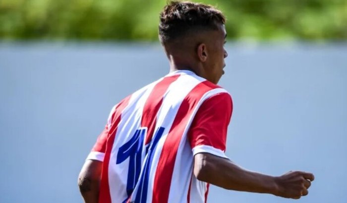 Do interior para o mundo: apoie o Kenedy rumo à Europa!