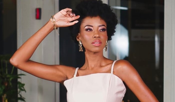 SONHO: MODELO BAIANA EM DUBAI E PARIS