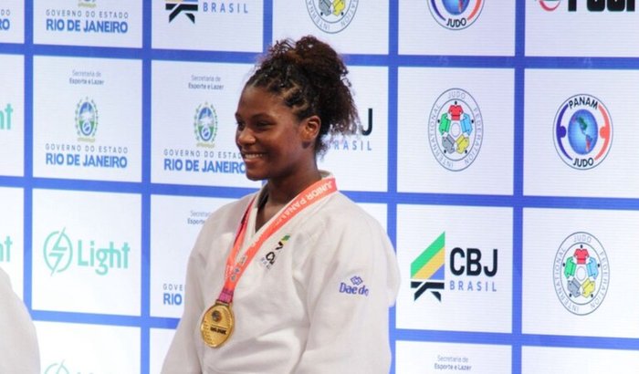 NOS AJUDE A PARTICIPAR DO ESTAGIO INTERNACIONAL