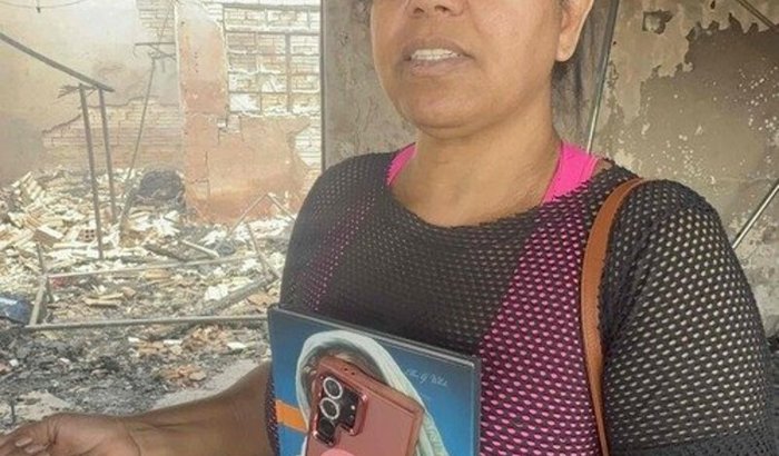 LOJA DA MEURY -  construir a loja que pegou fogo