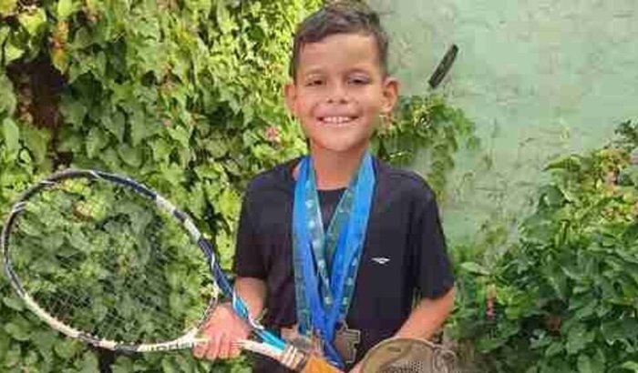 Olá você pode me ajudar realizar meu sonho