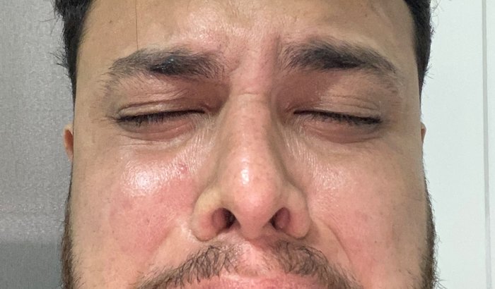 Ajuda o neto a almoçar🥲🥲