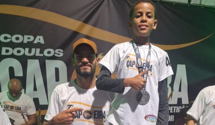 Ajude participar de um Campeonato Mundial de capoeira