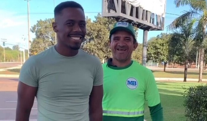 Pagar academia do Sr, Jordino. 