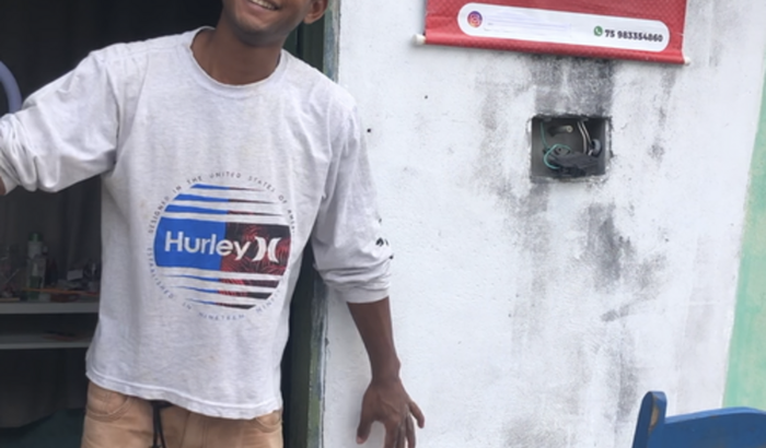 Ajude Silas a arrumar seu studio 