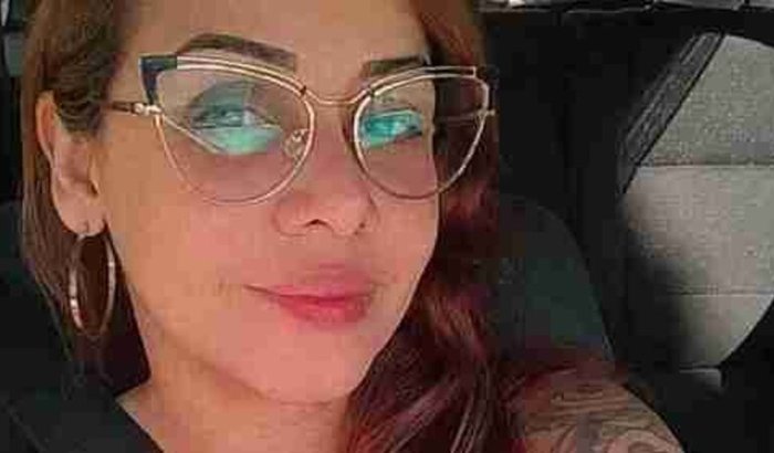 Patrocine uma Nails Designer iniciante 