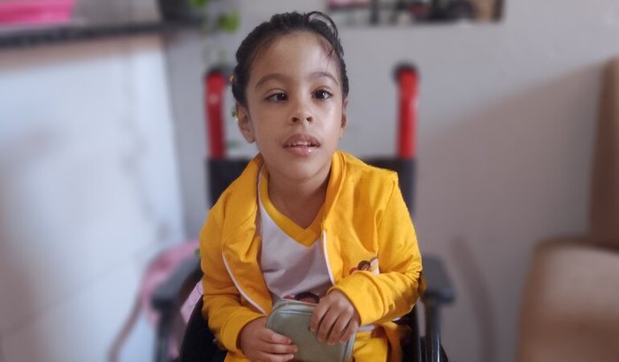 Ajude no tratamento da Alice .