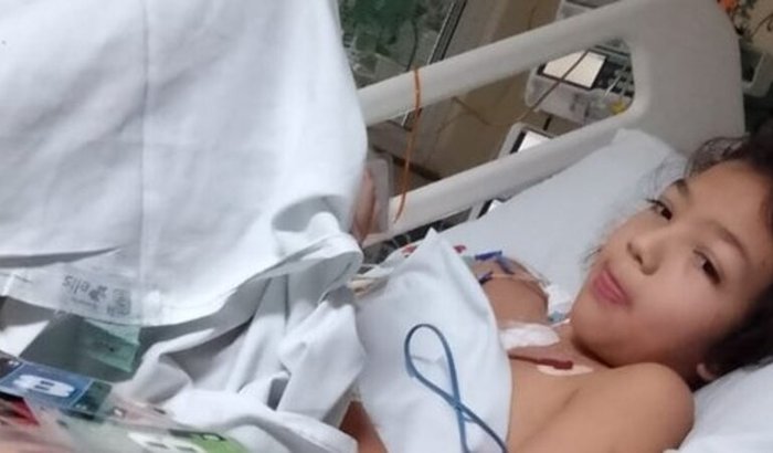 JÚLIA FERNANDA LIMA DIAS PORTADORA DA DOENÇA SÍNDROME DE MARFAN