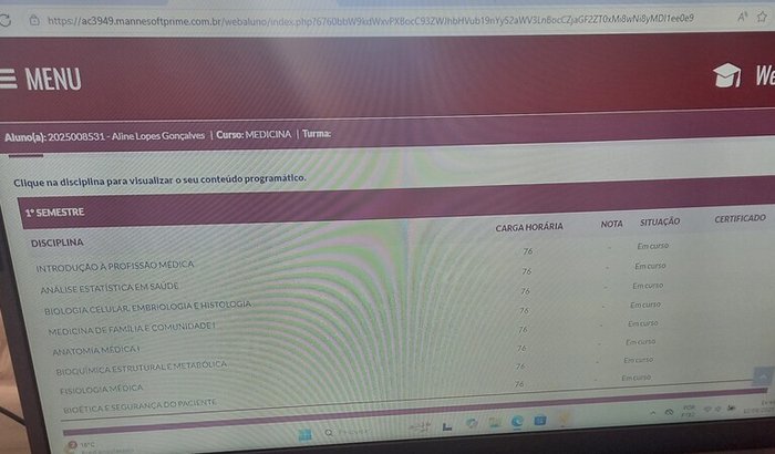 Ajuda para pagar minha faculdade de Medicina